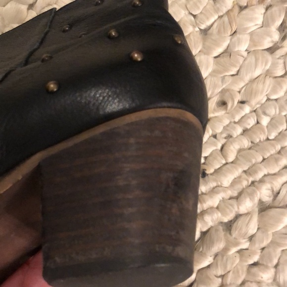 Eric Michael Leather Block Wood Heel Studded Boots Size EU 41 - Picture 6 of 16